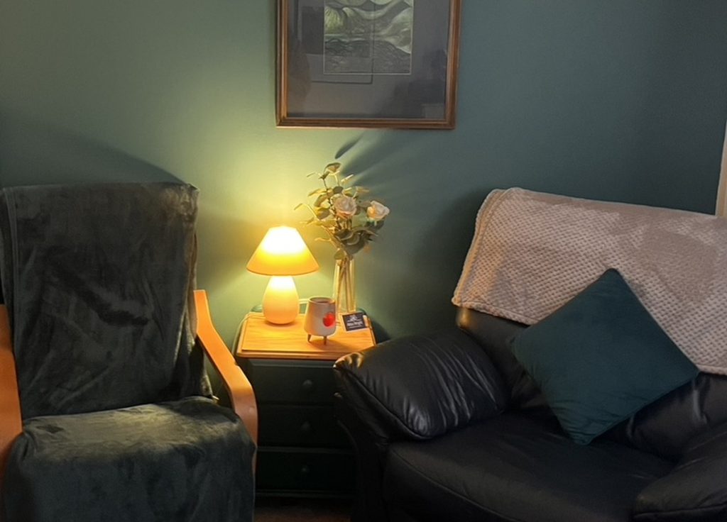 clinical hypnotherapy therapy room
